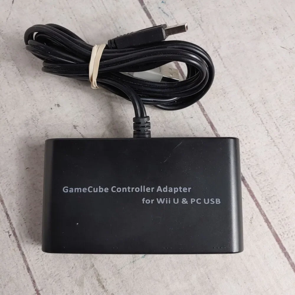 GameCube Controller Adapter 4 Port Hub for Wii U & PC USB Black Converter TESTED